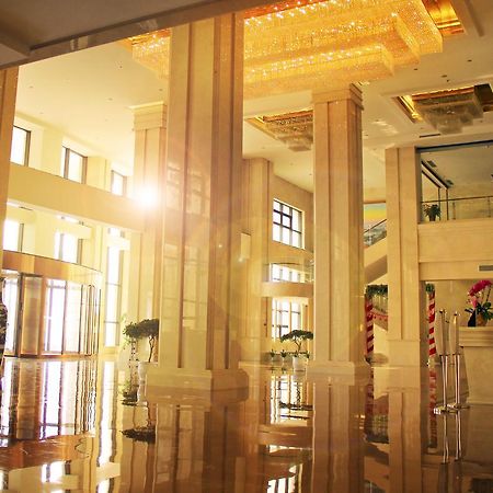 Zhongfei Grand Sky Light Hotel Сиань Экстерьер фото